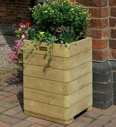 Tall wooden garden - tall,